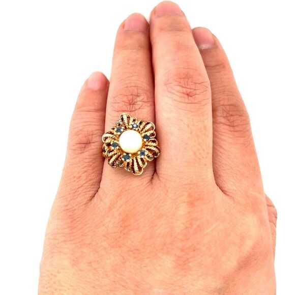 10k Vintage Flower Shaped Pearl Surrounded With Blue Sapphires Ring - Picture 9 of 13